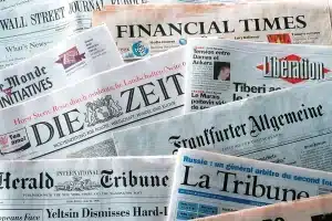 Journey of News in the 21st Century From Print to Pixels