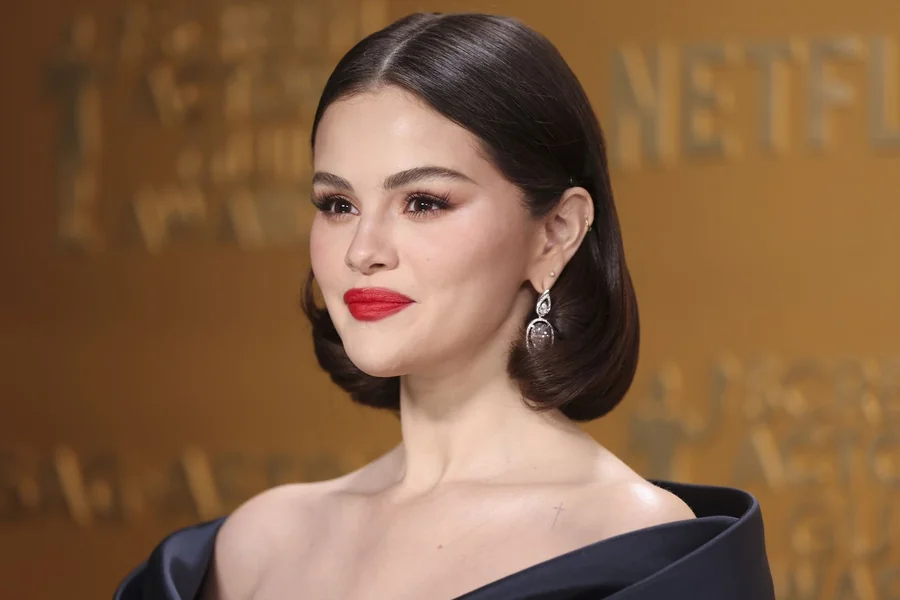 Selena Gomez hair