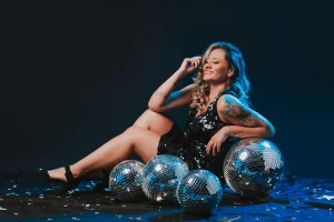 Black Sparkly Dress Styling Tips for Glamorous Events